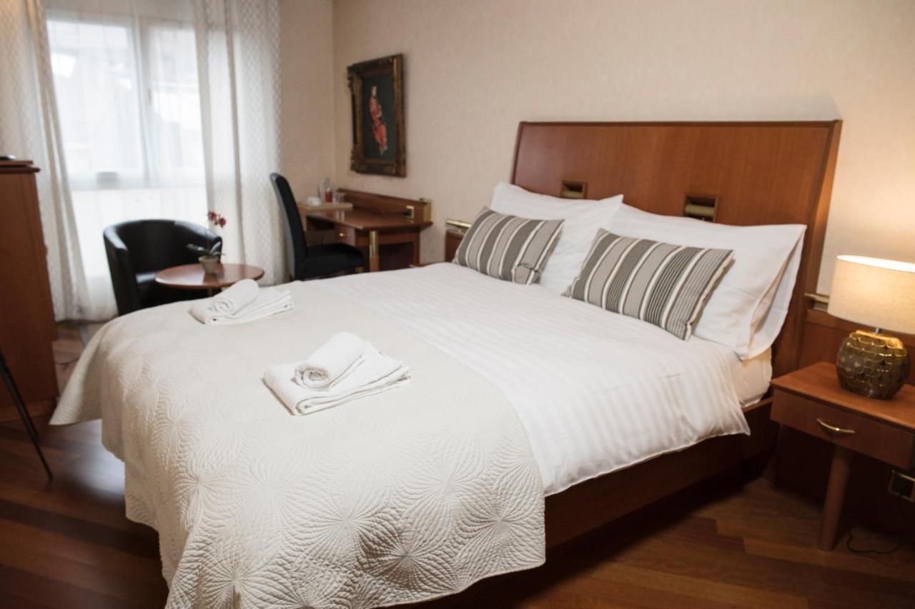 Hotel Regina โลซาน ภายนอก รูปภาพ