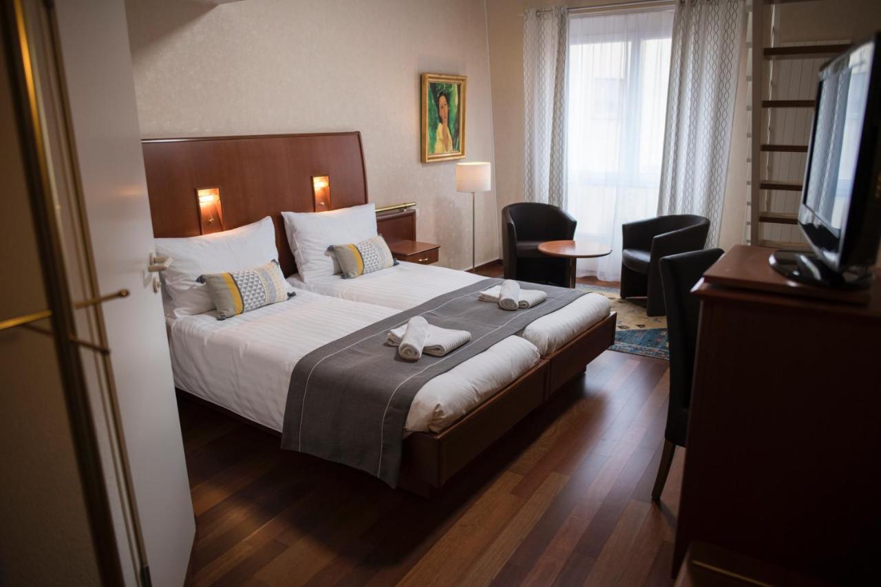 Hotel Regina โลซาน ภายนอก รูปภาพ